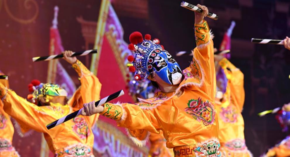 शिनजियांग: वरिष्ठ नागरिकों द्वारा परंपरागत नृत्य की झलक