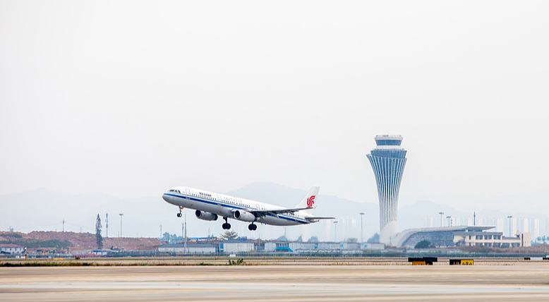 अक्टूबर में चीन की अंतरराष्ट्रीय हवाई यात्री व माल ढुलाई में 20 प्रतिशत से अधिक की वार्षिक वृद्धि