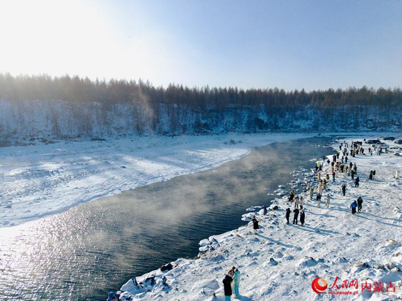 न जमने वाली नदी: आर्षान शहर की सर्दियों में छुपा पारिस्थितिक सौंदर्य