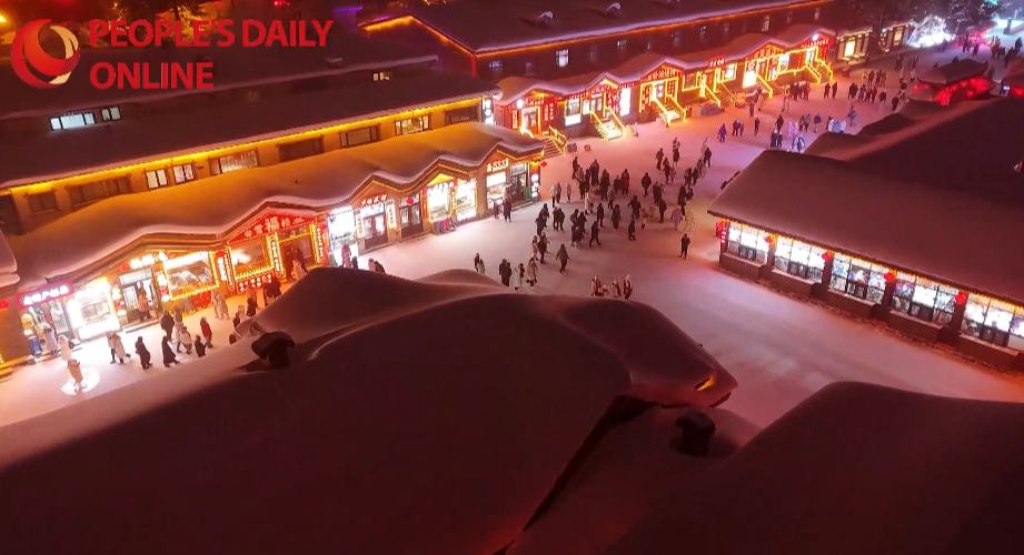 हिम-ग्राम के मेले की रौनक, पूर्वोत्तर की रातों की जीवंत चहल-पहल का अनुभव