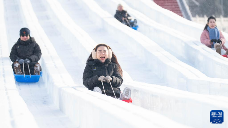 होह्होट: बर्फ और हिम से सजा मंच, सांस्कृतिक-पर्यटन समन्वय की मधुर प्रस्तुति