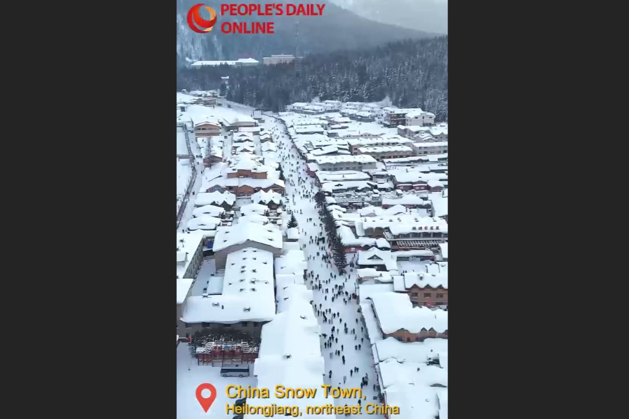 हिम-ग्राम के मेले की रौनक, पूर्वोत्तर की रातों की जीवंत चहल-पहल का अनुभव