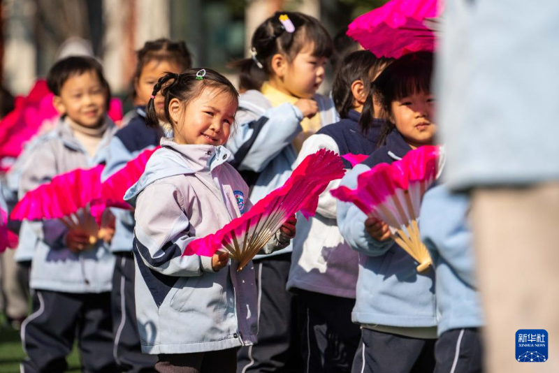 हुनान यीयांग：नान काउंटी का लोकनाट्य“दीहुआगु” विद्यालयों के कला पाठ्यक्रम में शामिल