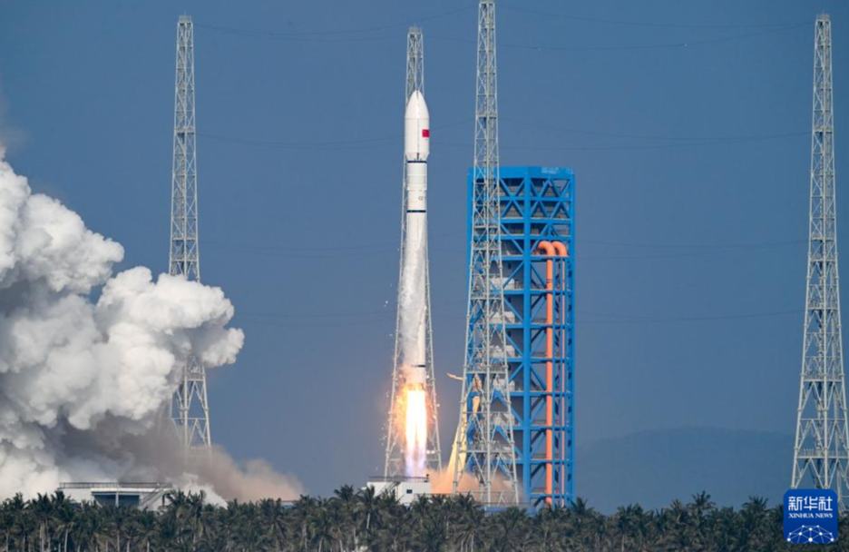 चीन ने इंटरनेट उपग्रहों के 19वें समूह का सफल प्रक्षेपण किया