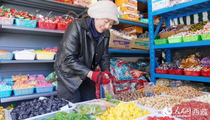 शीत्सांग का मोझू गोंगका: नववर्षीय बाज़ार में समृद्धि और उल्लास की झलक