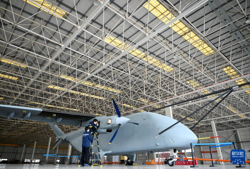 चीन के छांगइंग मानव-रहित मालवाहक विमान की पहली उड़ान सफलतापूर्वक पूरी