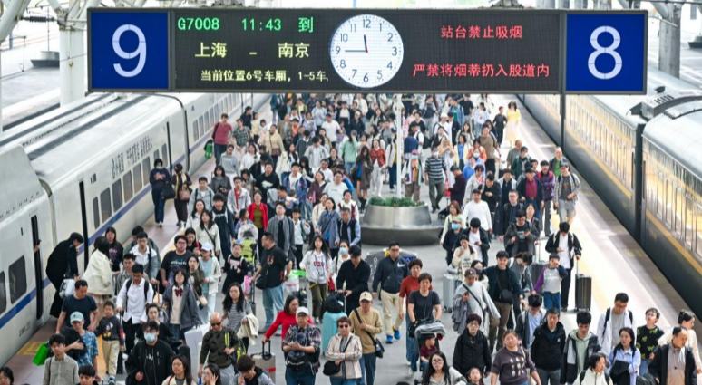 पहली तिमाही में राष्ट्रीय रेलवे द्वारा यात्रा करने वाले यात्रियों की संख्या 1 अरब 13 करोड़ 30 लाख तक पहुंची