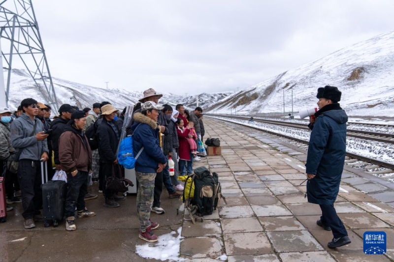 विश्व के सबसे ऊंचे यात्री हाल्ट स्टेशन की झलक
