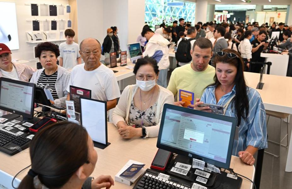 हैनान मुक्त व्यापार बंदरगाह: सीमा-शुल्क संचालन के एक माह में खुले विकास की नई गति