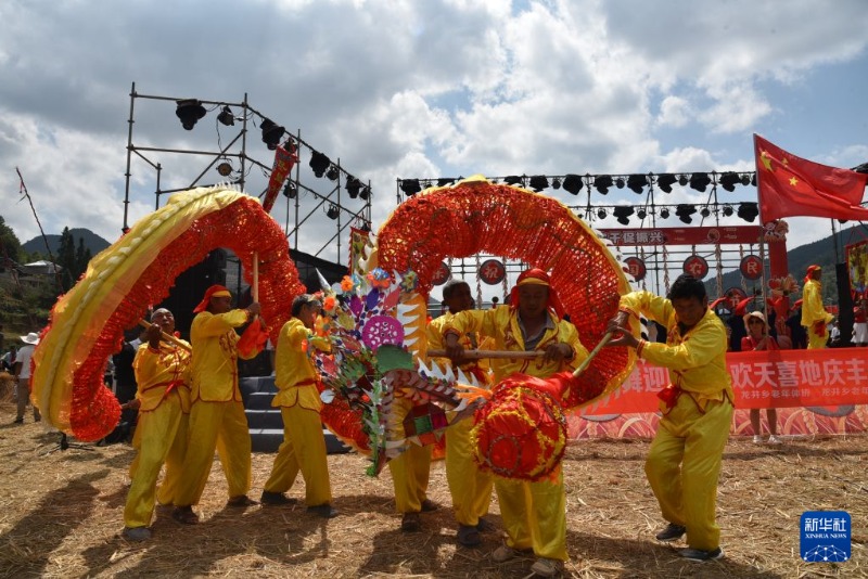 कुइचोउ के शिछ्येन में रोचक गतिविधियों के साथ मनाया फसल उत्सव